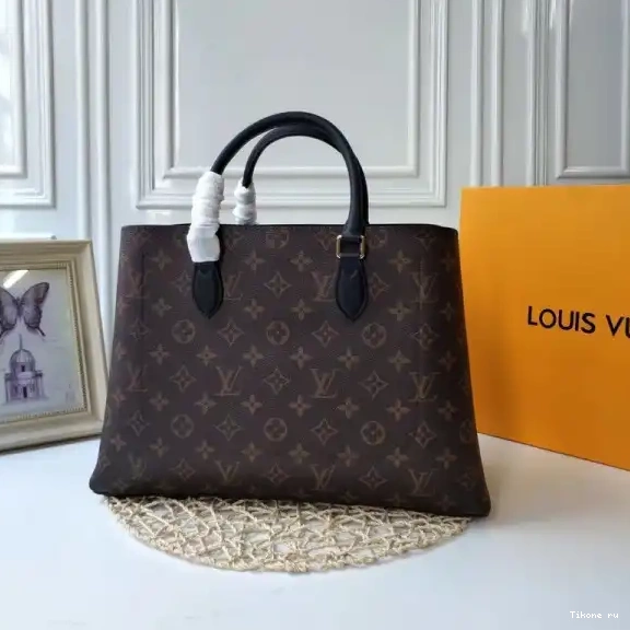 Affordable FLOWER TOTE Louis Vuitton 0522
